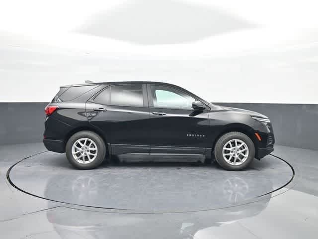 2023 Chevrolet Equinox AWD LS