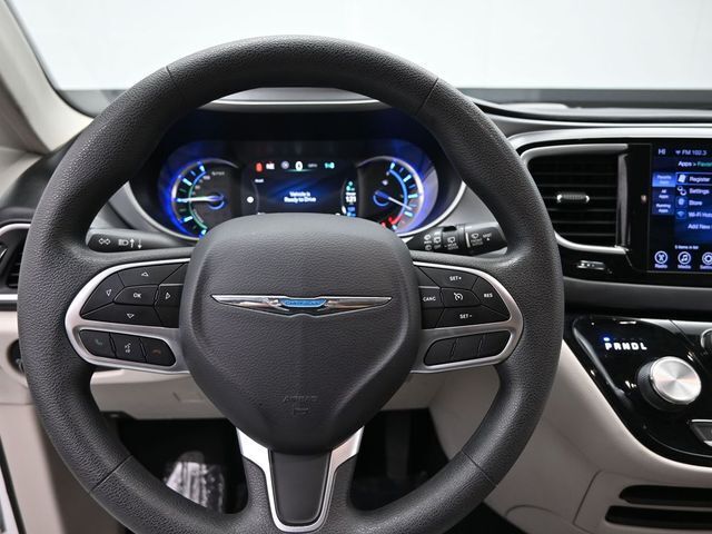 2017 Chrysler Pacifica Hybrid Touring Plus