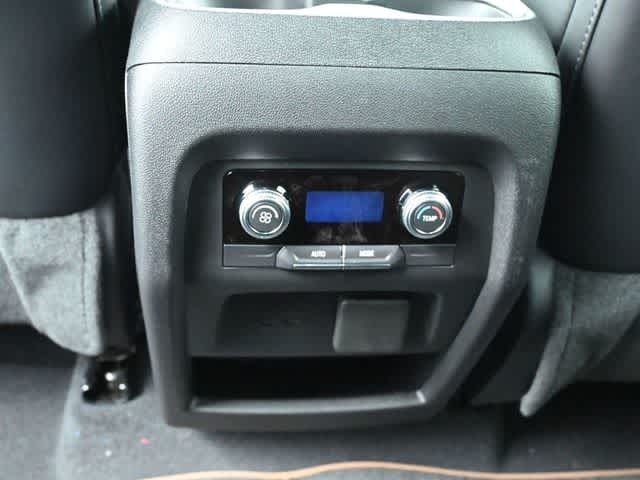 2026 GMC Acadia AT4 AWD