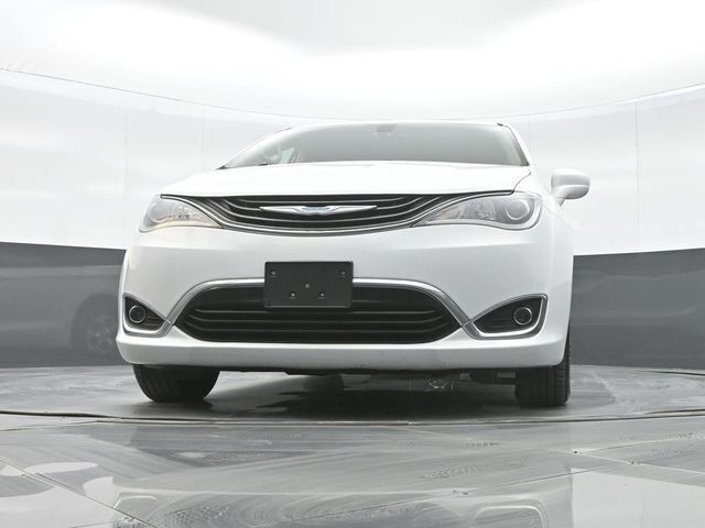 2017 Chrysler Pacifica Hybrid Touring Plus