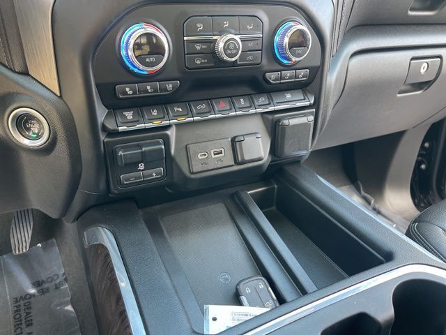 2021 GMC Sierra 3500HD Denali