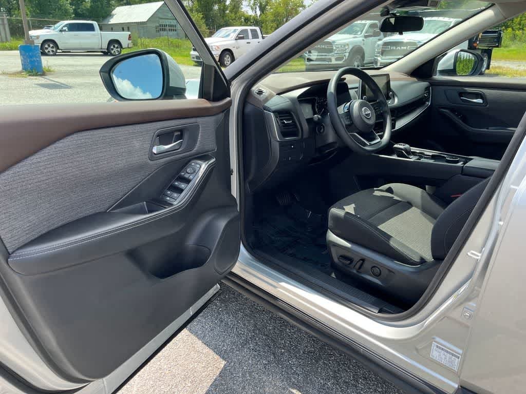 2023 Nissan Rogue SV Intelligent AWD