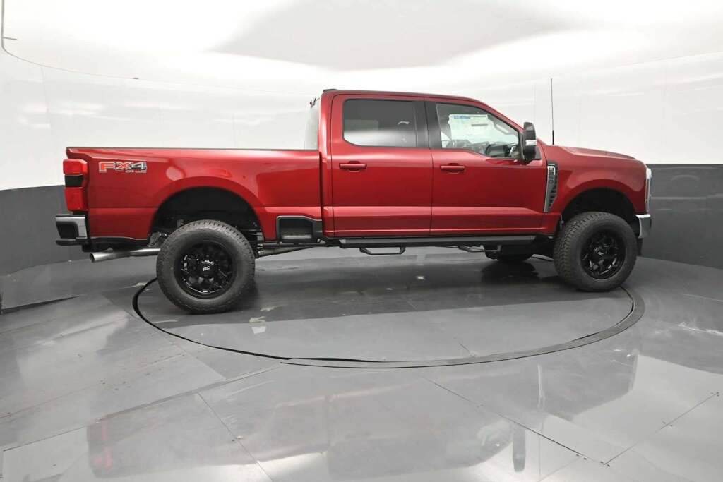 2025 Ford F-250 LARIAT