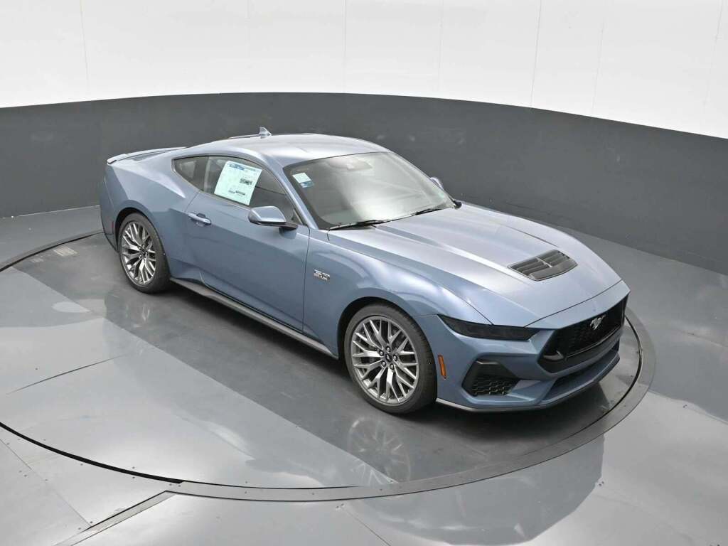 2025 Ford Mustang GT Premium Fastback