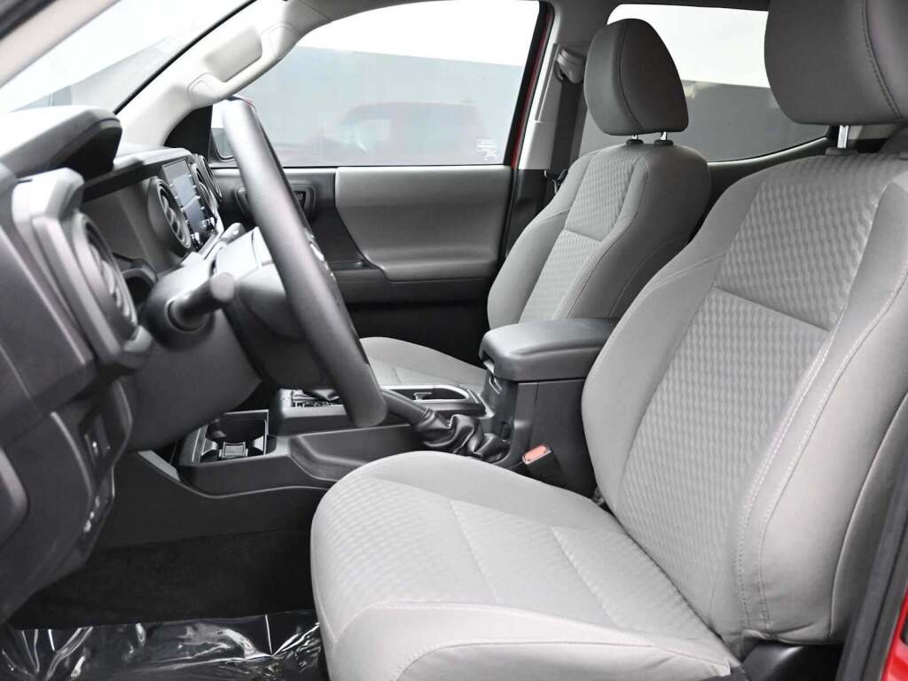 2021 Toyota Tacoma SR V6