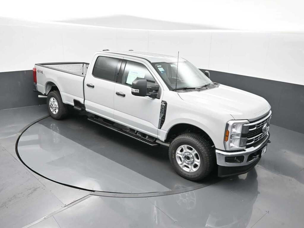 2026 Ford F-350 XLT