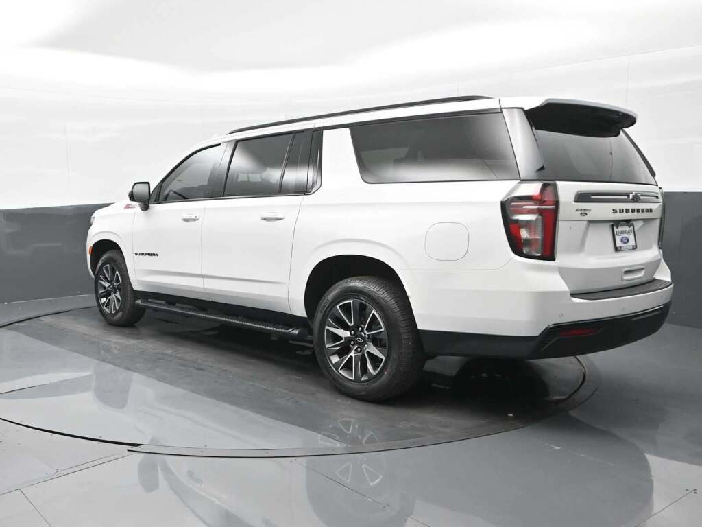2023 Chevrolet Suburban Z71