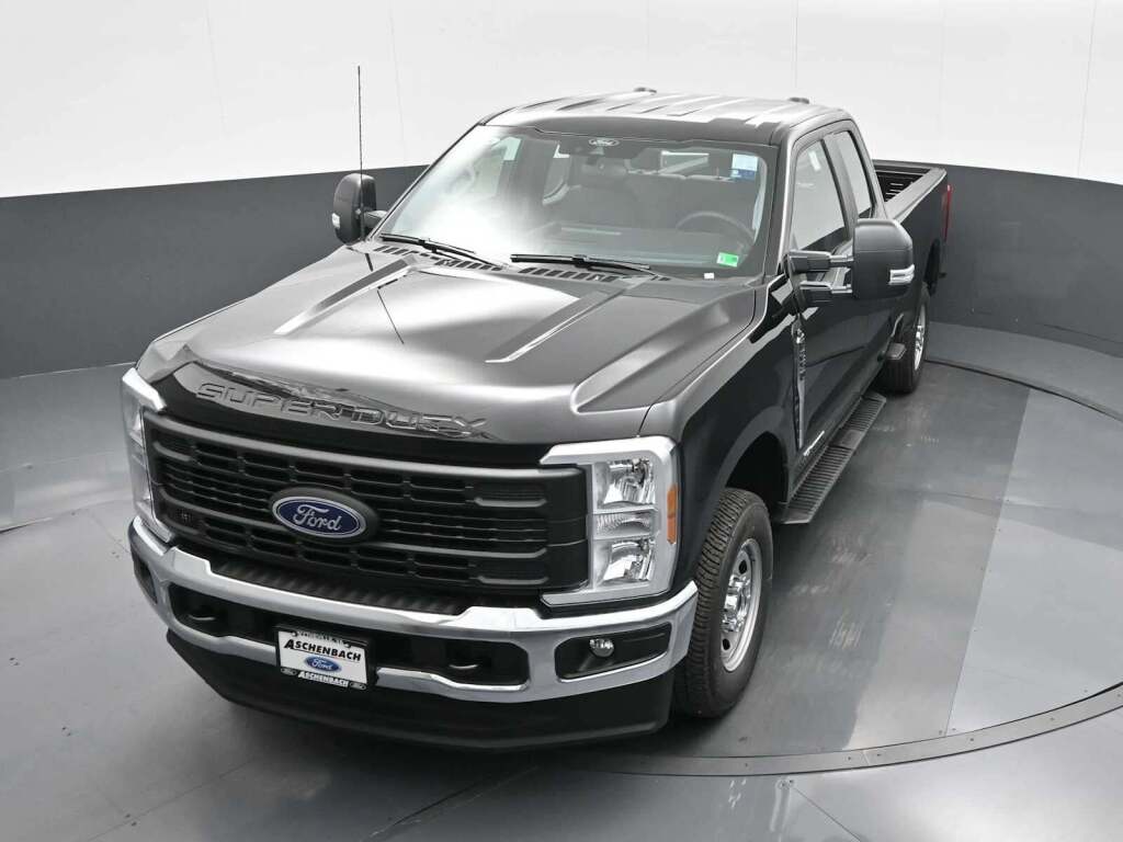 2025 Ford F-250 XL