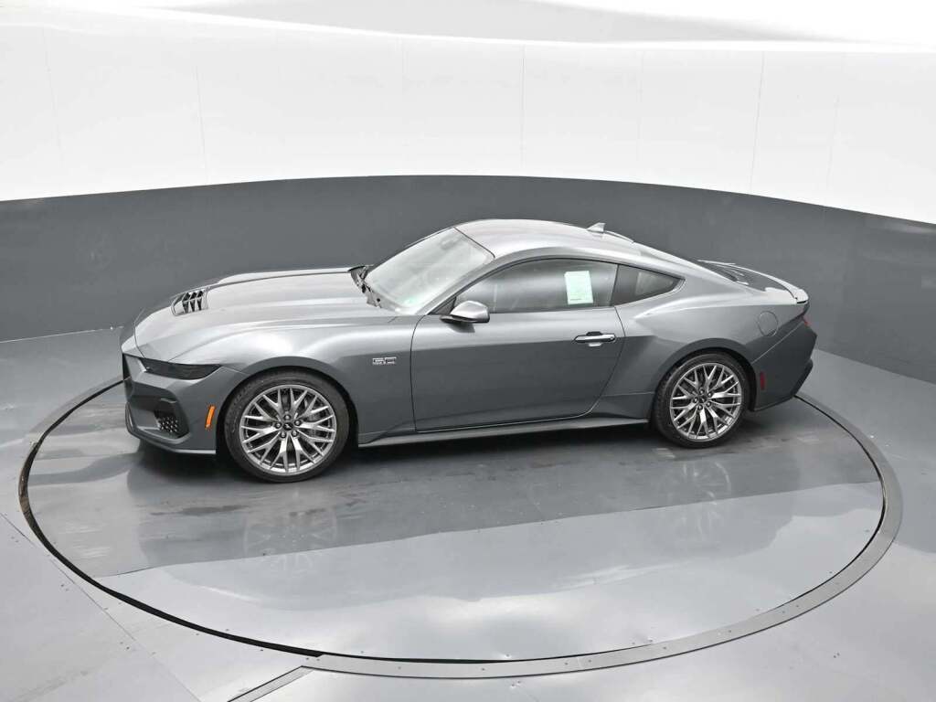 2025 Ford Mustang GT Premium Fastback