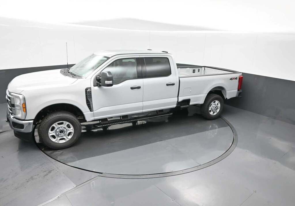 2026 Ford F-350 XLT