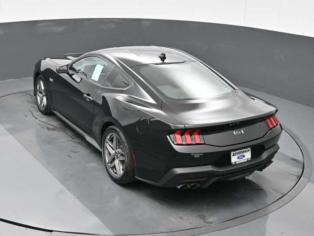 2025 Ford Mustang GT Fastback