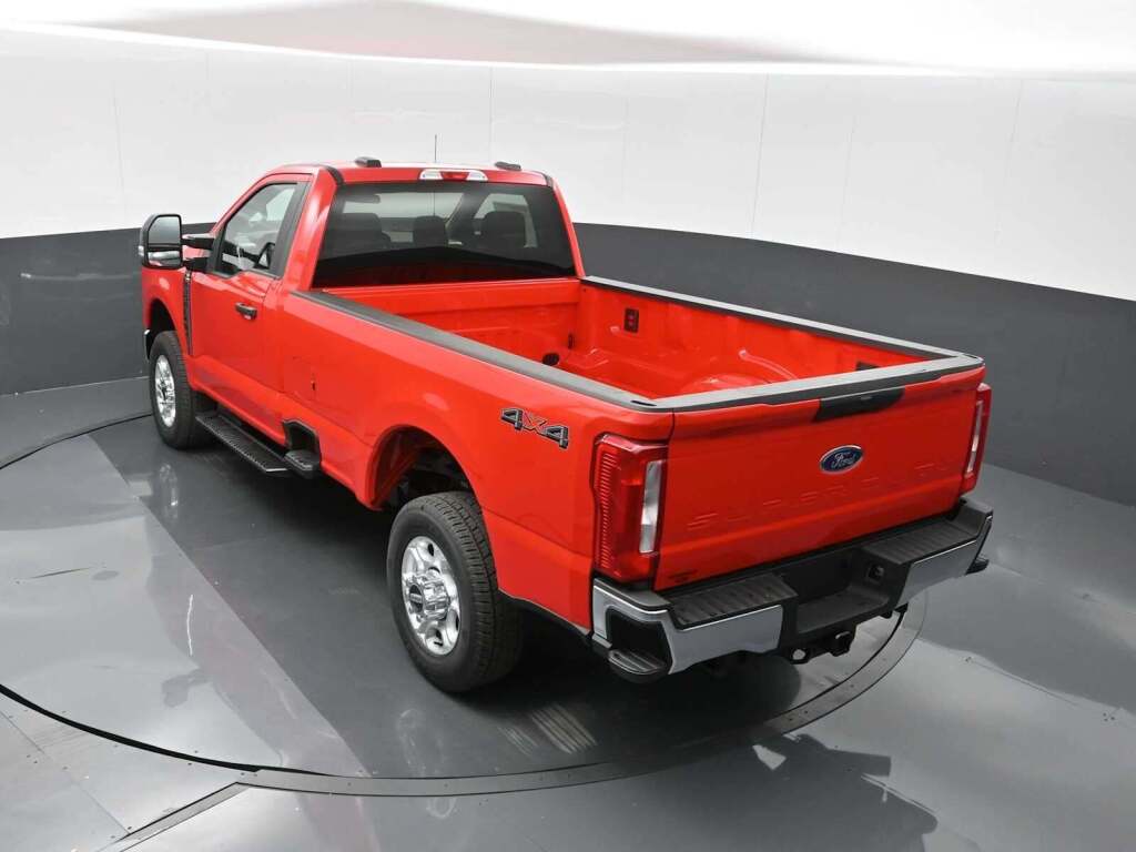 2025 Ford F-350 XLT