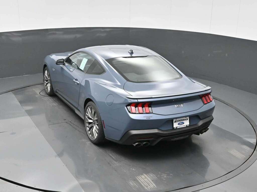 2025 Ford Mustang GT Premium Fastback