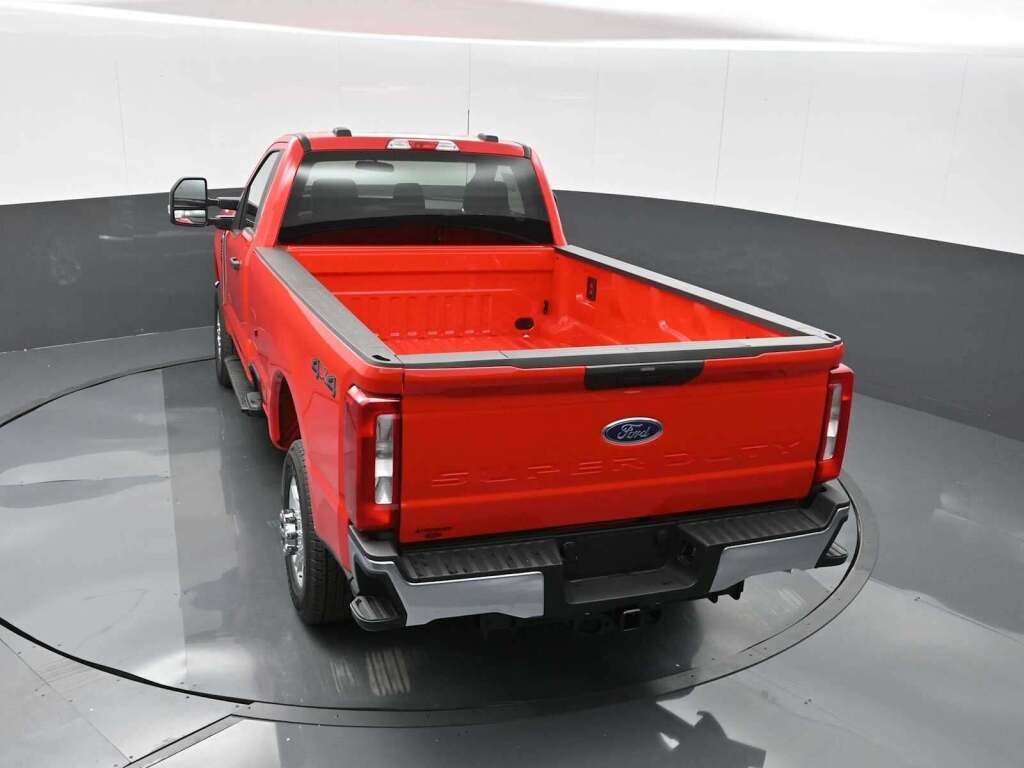 2025 Ford F-350 XLT
