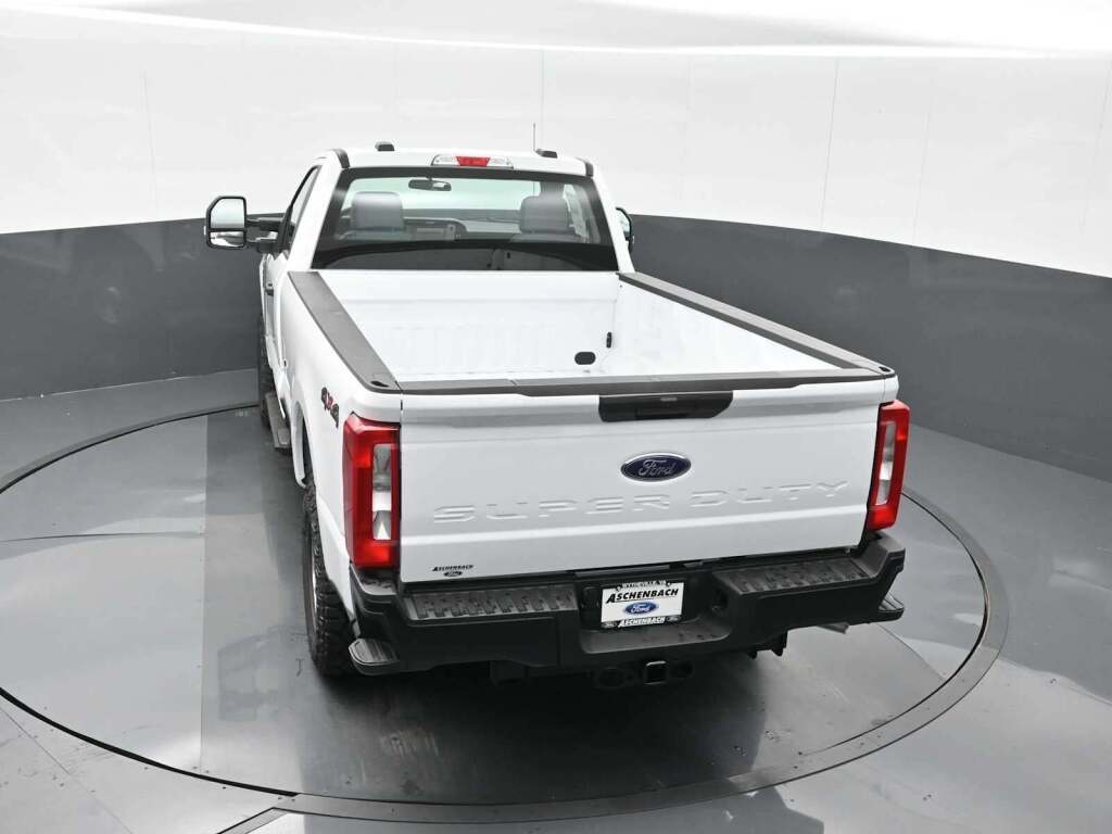 2025 Ford F-250 XL