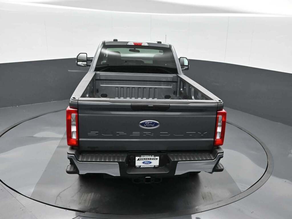 2025 Ford F-350 XLT