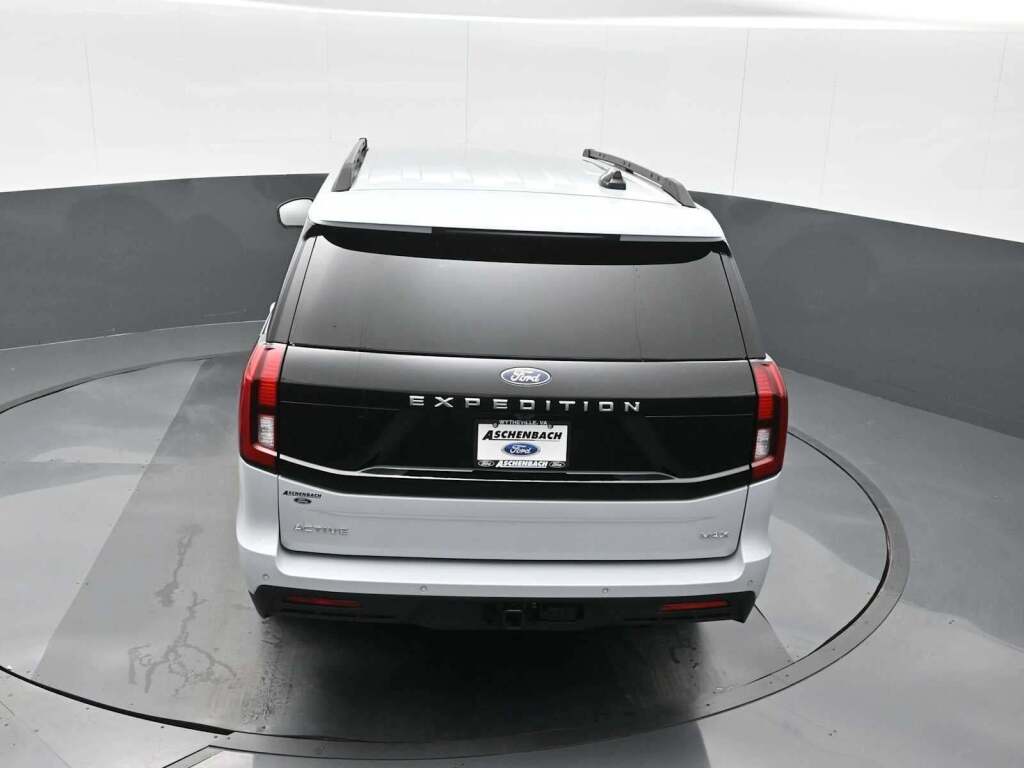2025 Ford Expedition Active MAX