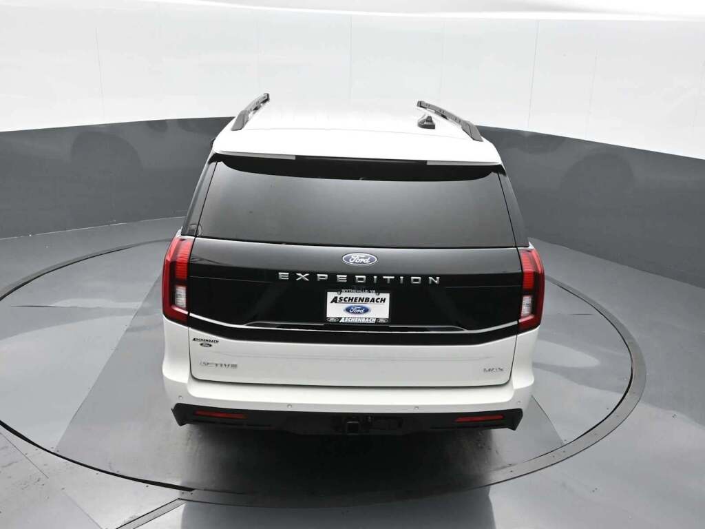 2025 Ford Expedition Active MAX