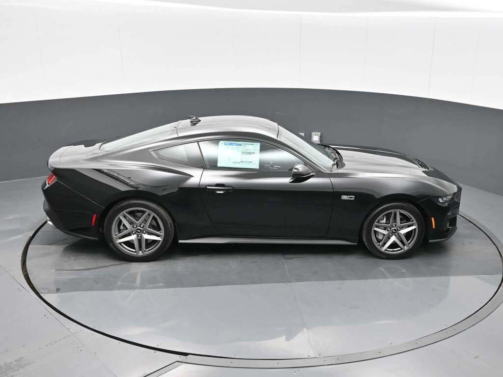 2025 Ford Mustang GT Fastback