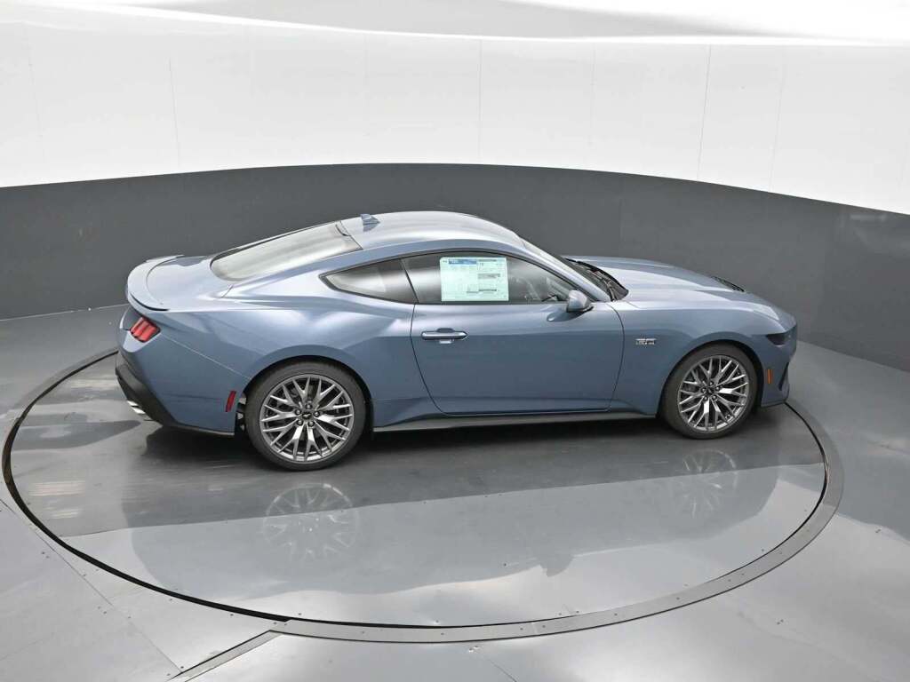 2025 Ford Mustang GT Premium Fastback