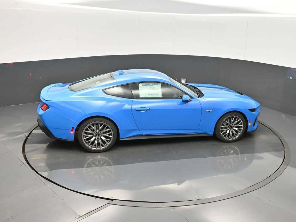 2025 Ford Mustang GT Premium Fastback