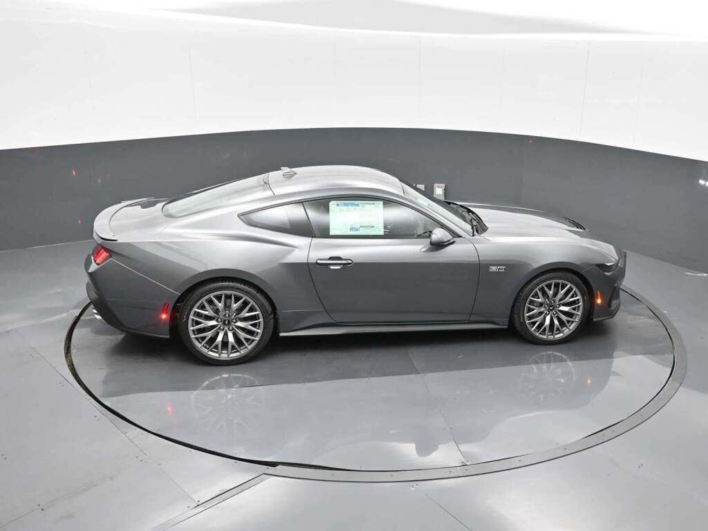 2025 Ford Mustang GT Premium Fastback