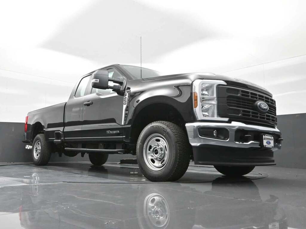 2025 Ford F-250 XL