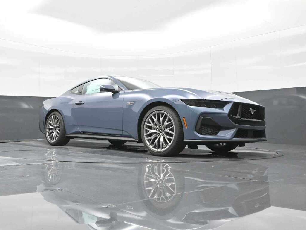 2025 Ford Mustang GT Premium Fastback