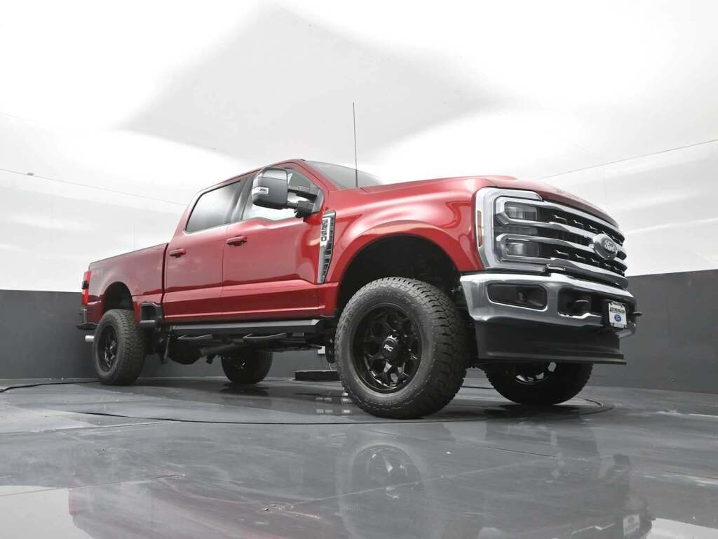 2025 Ford F-250 LARIAT