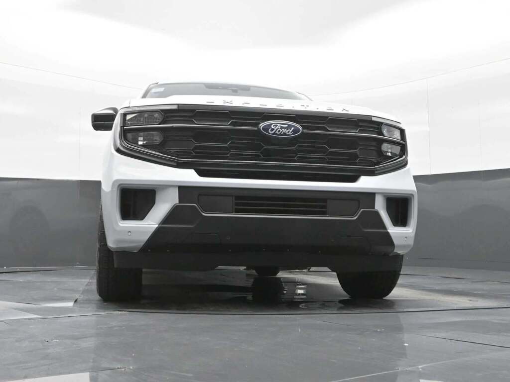 2025 Ford Expedition Active MAX