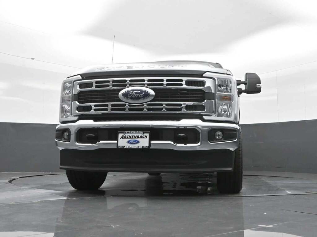 2025 Ford F-350 XLT