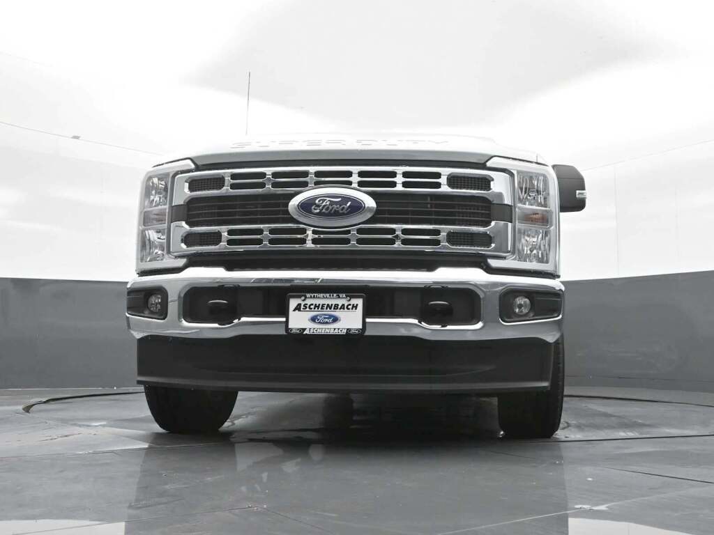 2026 Ford F-350 XLT