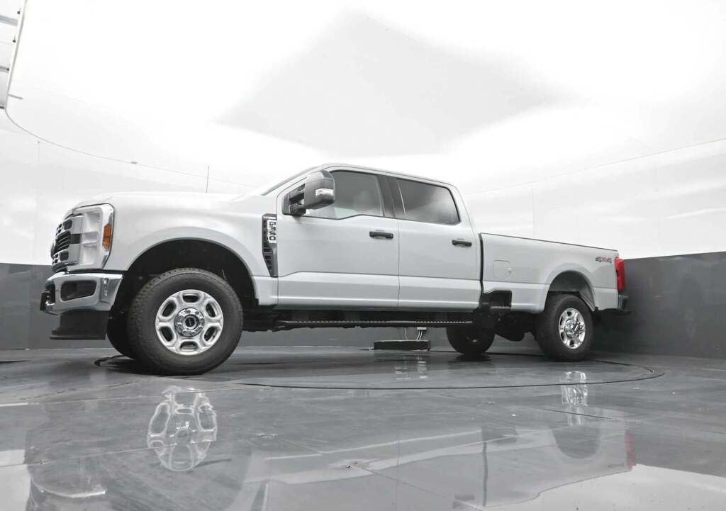 2026 Ford F-350 XLT