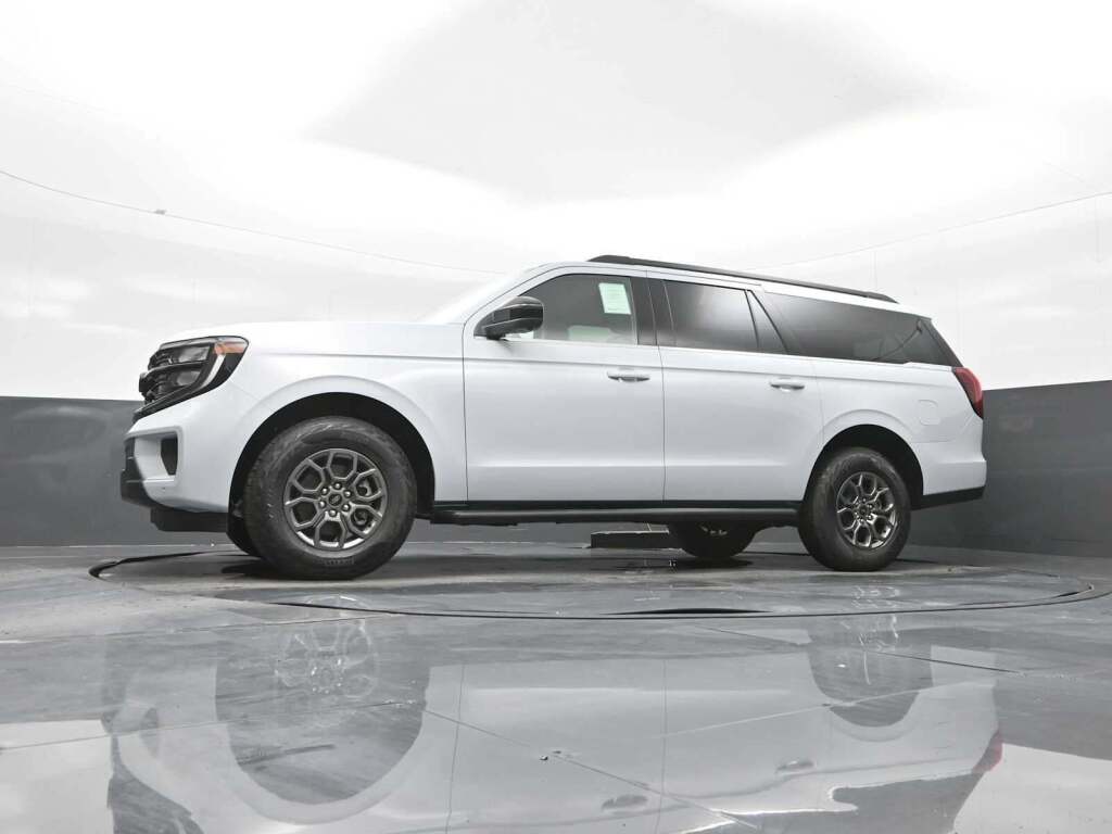 2025 Ford Expedition Active MAX