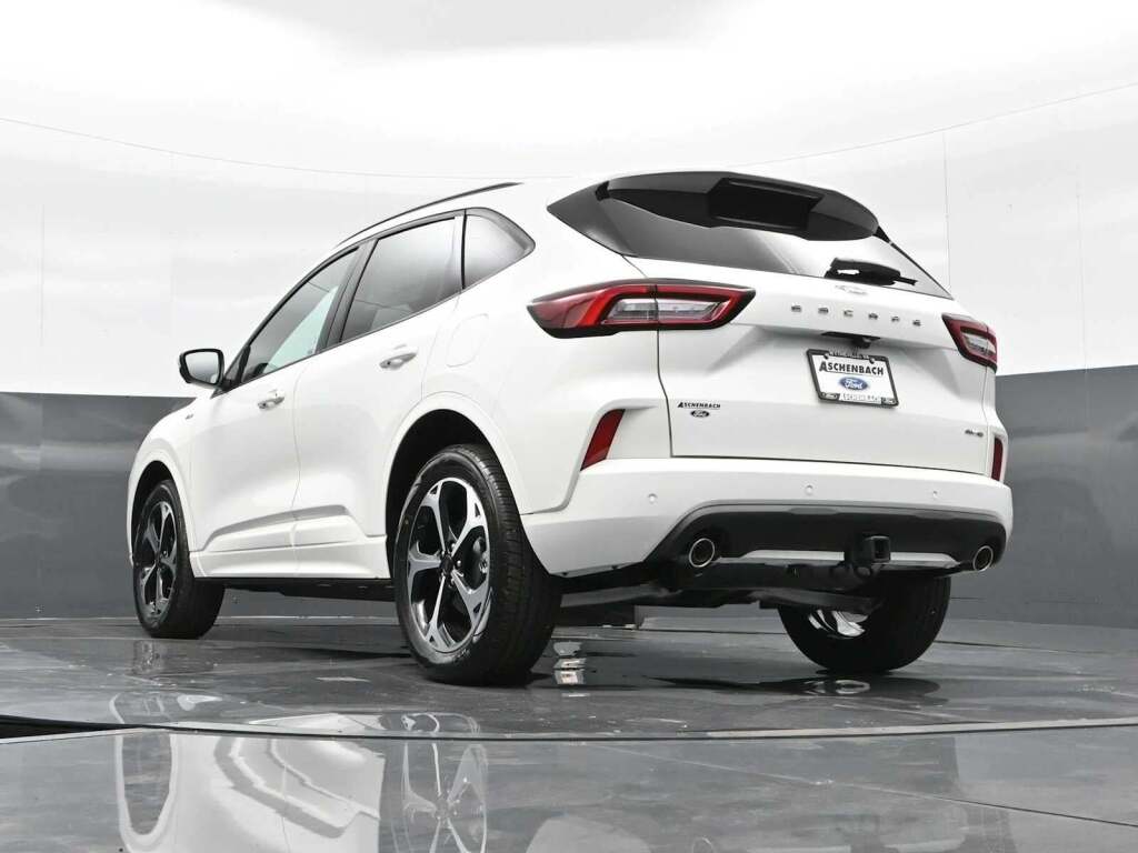 2024 Ford Escape ST-Line Select