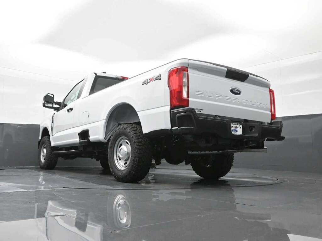 2025 Ford F-250 XL