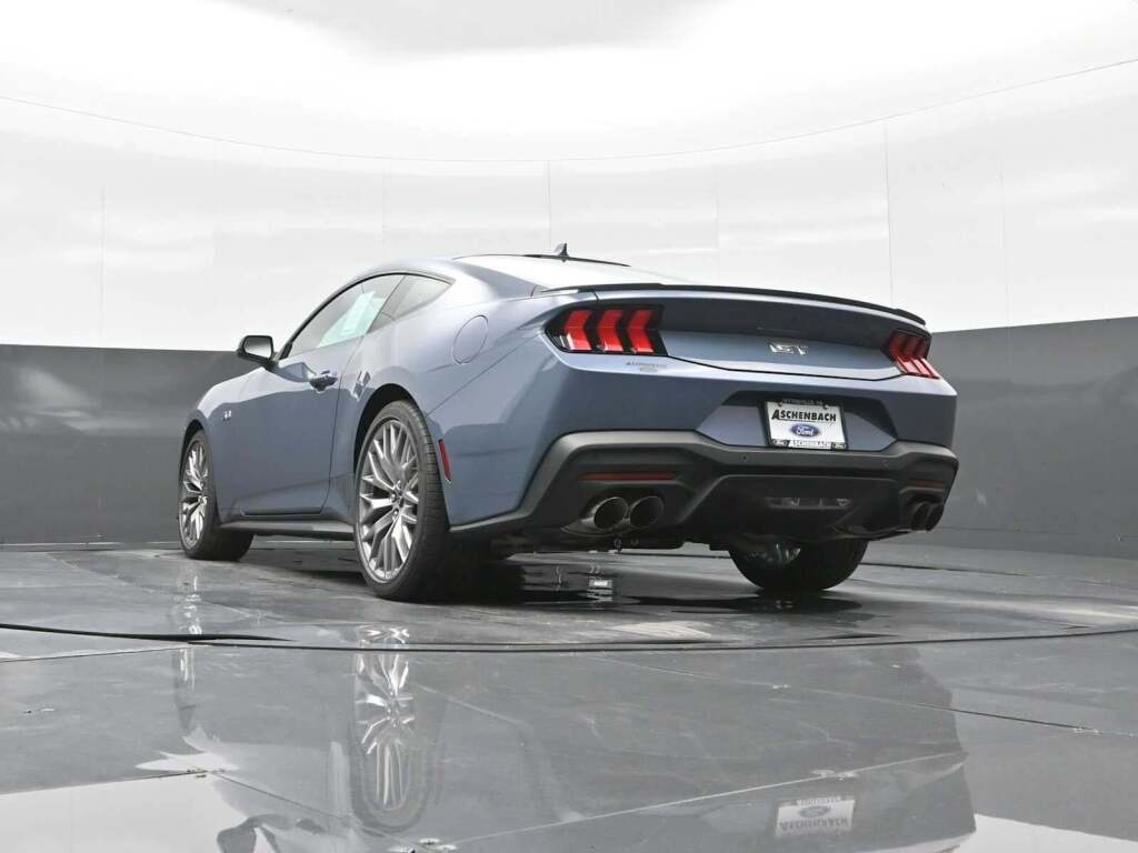 2025 Ford Mustang GT Premium Fastback