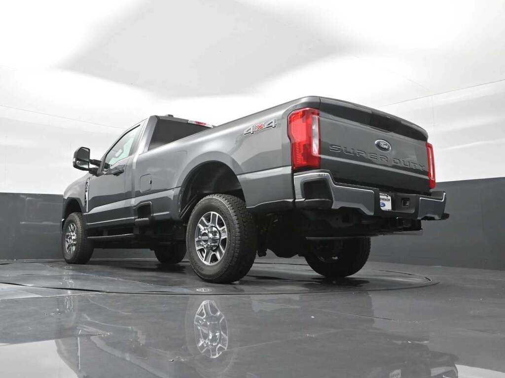 2025 Ford F-350 XLT