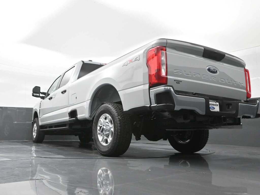 2026 Ford F-350 XLT