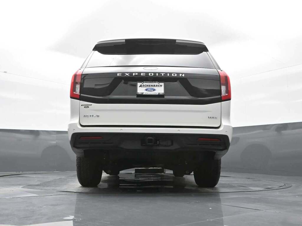 2025 Ford Expedition Active MAX
