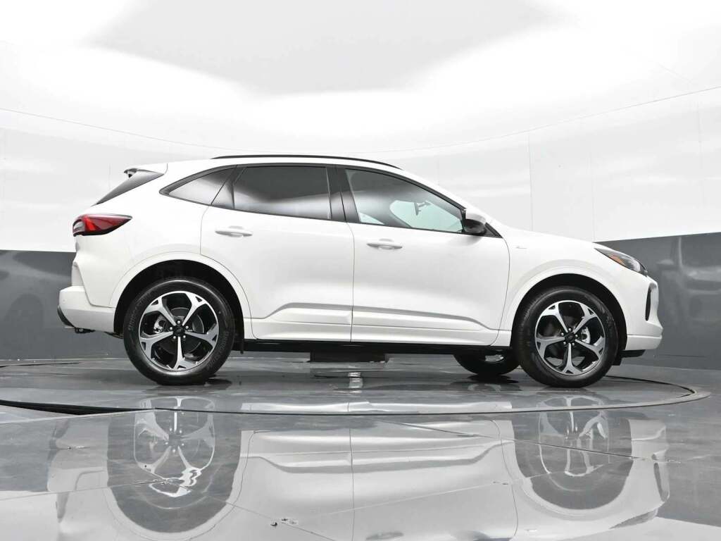 2024 Ford Escape ST-Line Select