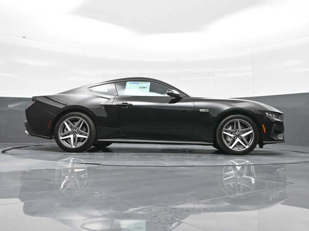 2025 Ford Mustang GT Fastback