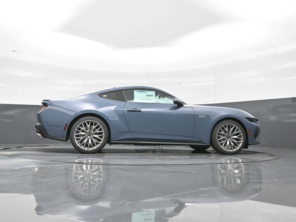 2025 Ford Mustang GT Premium Fastback