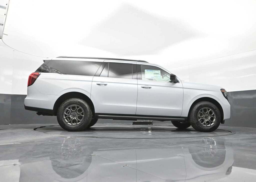 2025 Ford Expedition Active MAX