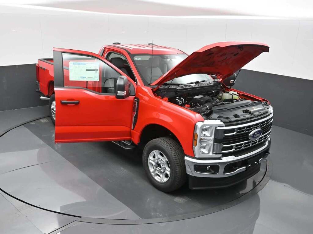 2025 Ford F-350 XLT