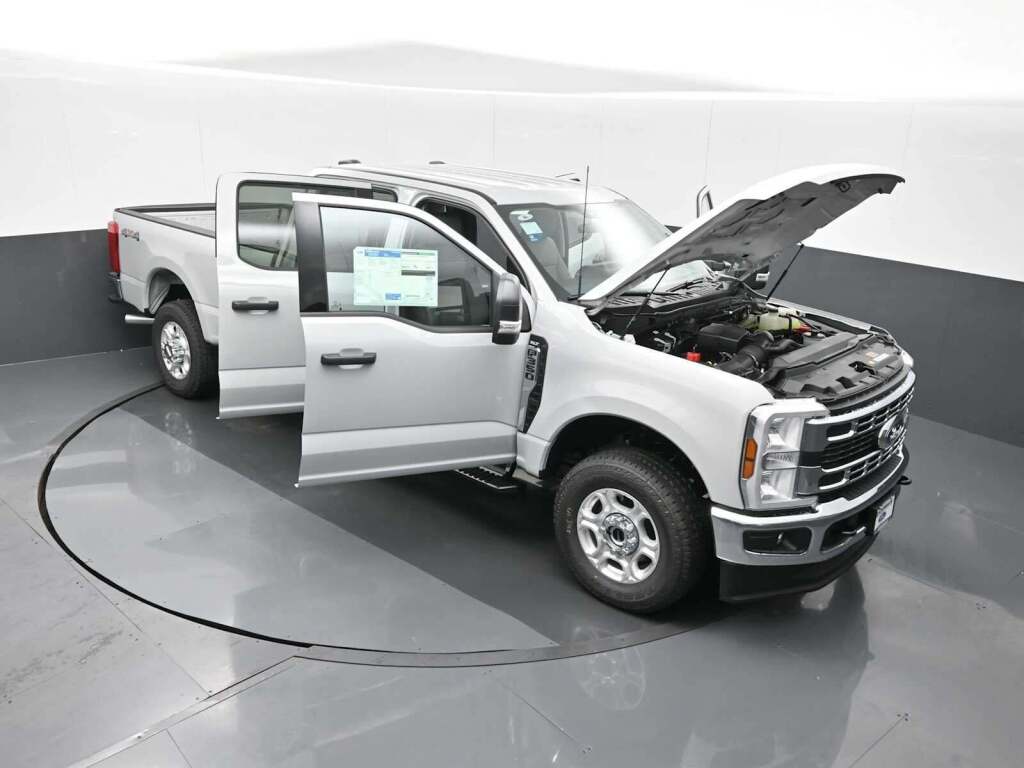 2026 Ford F-350 XLT