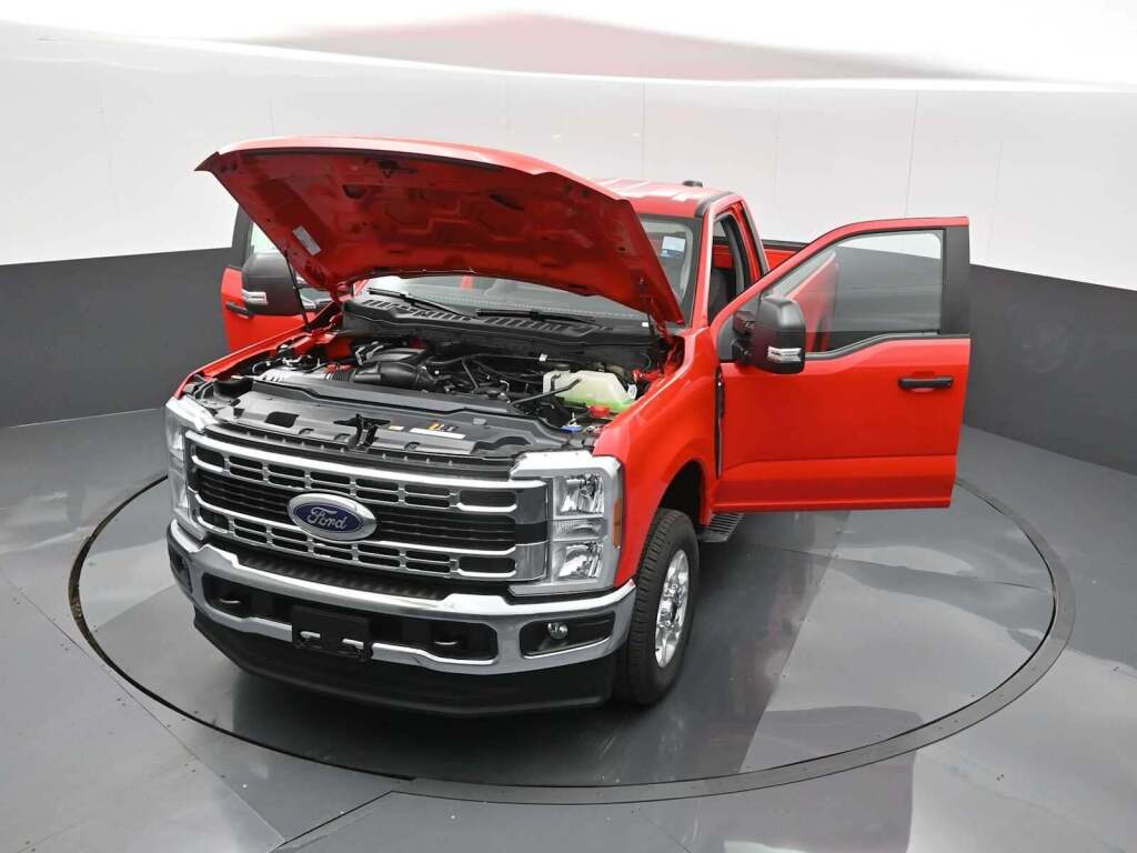 2025 Ford F-350 XLT
