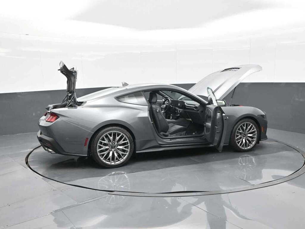 2025 Ford Mustang GT Premium Fastback