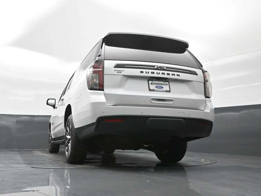 2023 Chevrolet Suburban Z71