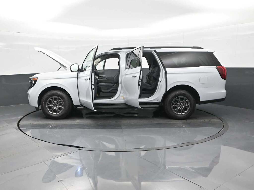 2025 Ford Expedition Active MAX